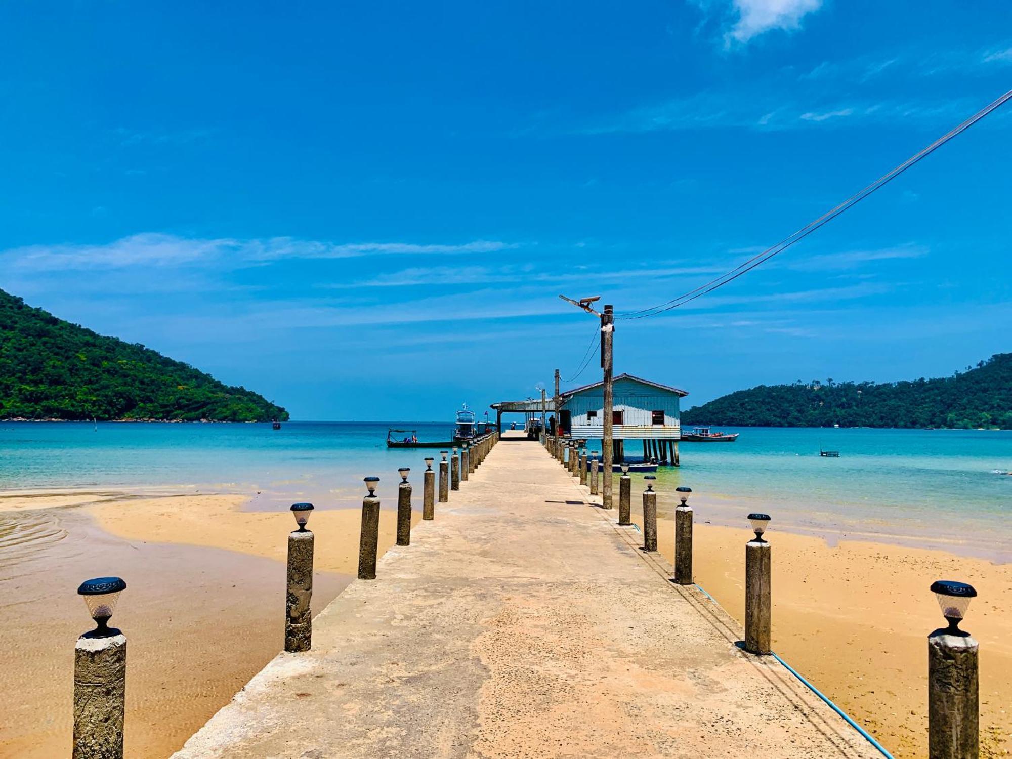 Happiness Guesthouse Koh Rong Sanloem Exteriör bild
