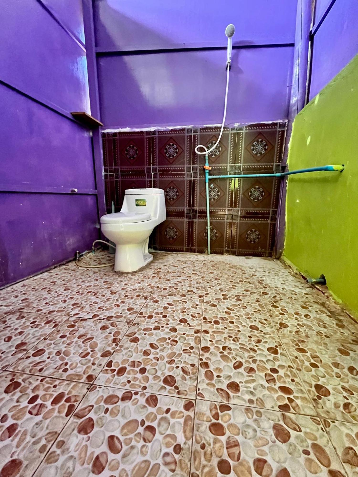 Happiness Guesthouse Koh Rong Sanloem Exteriör bild