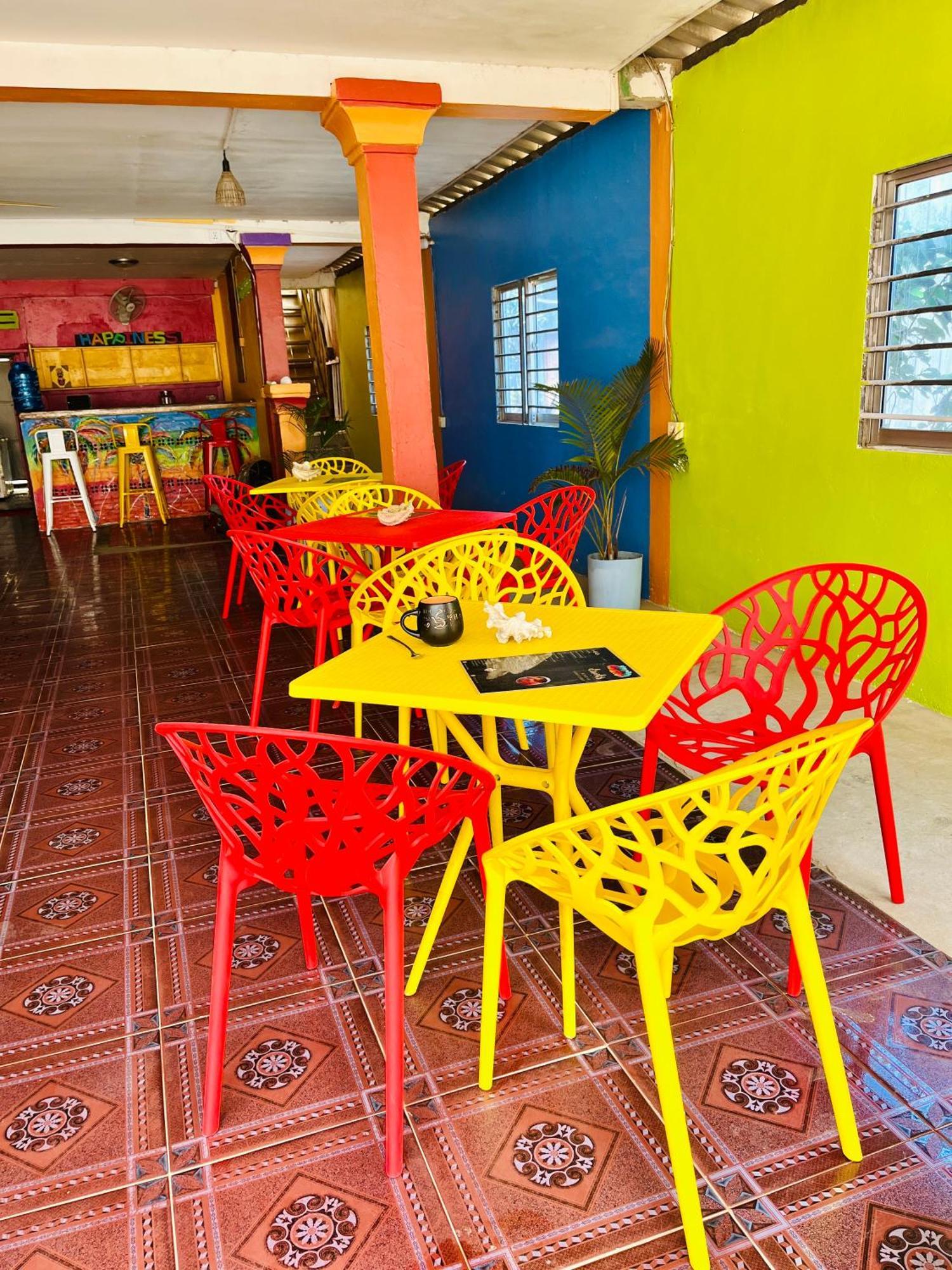 Happiness Guesthouse Koh Rong Sanloem Exteriör bild