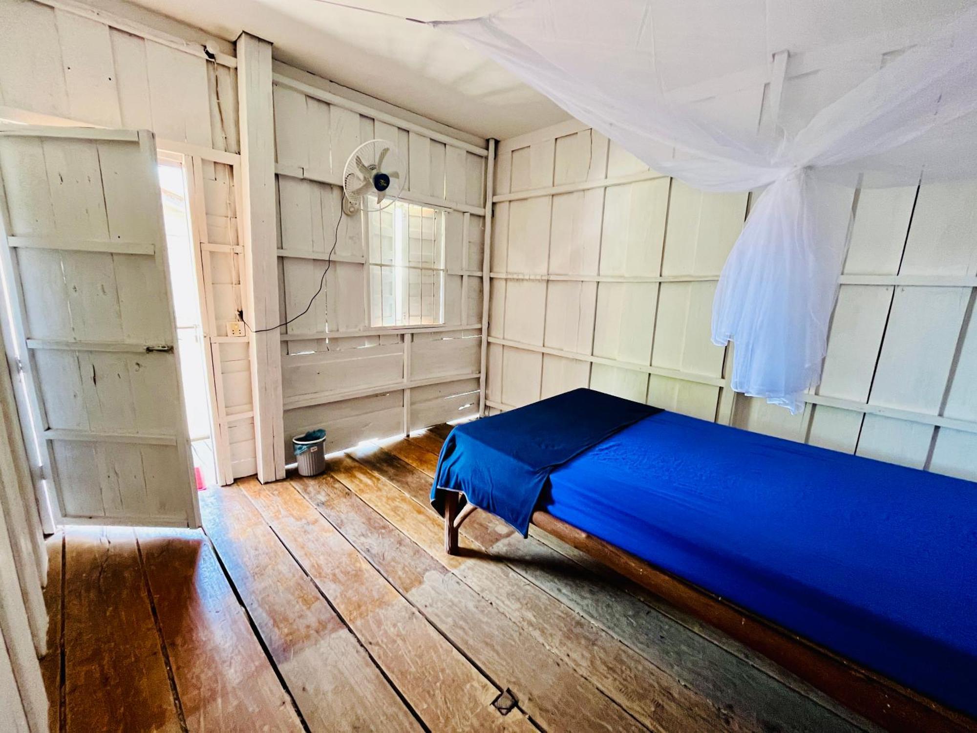 Happiness Guesthouse Koh Rong Sanloem Exteriör bild